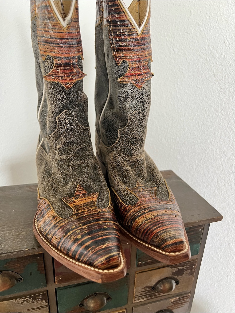 Justin western boots Vera cowgirl size 8 snip toe